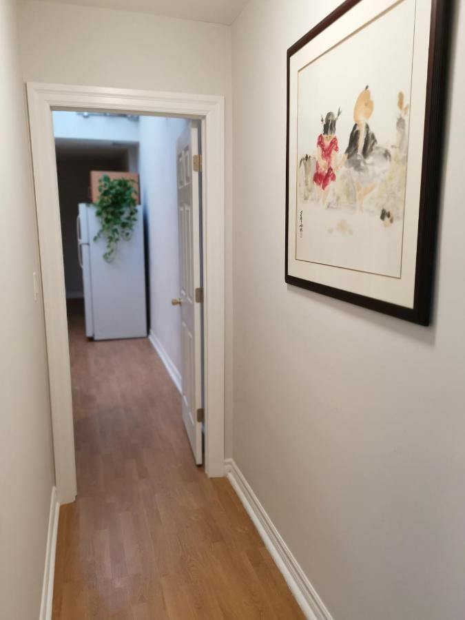 Cozy Private Rm Heart Of North York Free Parking Full Kitchen Close To Downtown Apartment Toronto Bagian luar foto