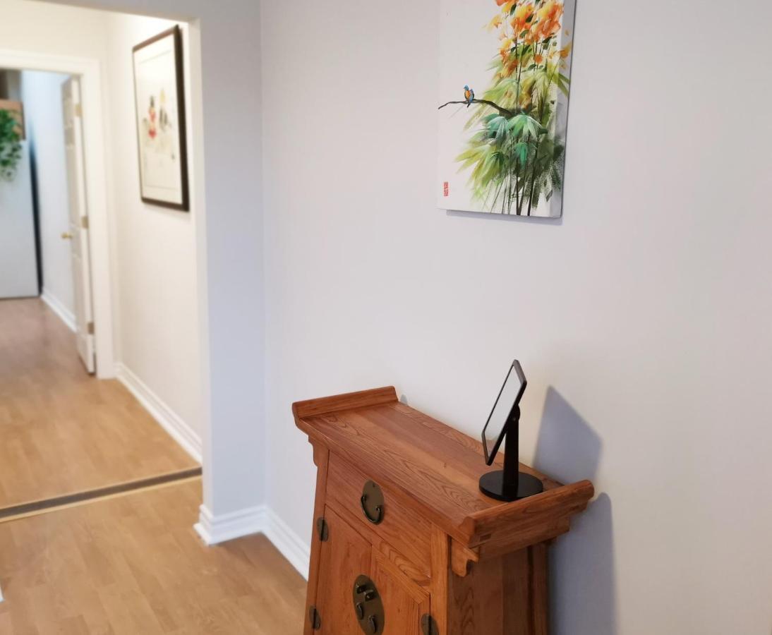 Cozy Private Rm Heart Of North York Free Parking Full Kitchen Close To Downtown Apartment Toronto Bagian luar foto